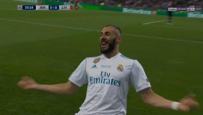 هدف ريال مدريد الاول فى مرمى ليفربول خطأ فادح من كاريوس