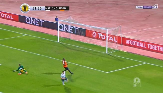 هدف المصري الثانى فى مرمى يونياو دو سونجو بالكونفيدرالية الأفريقية