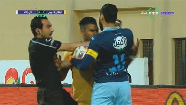 خناقة جنش مع شرويدة فى مباراة الزمالك والانتاج الحربى