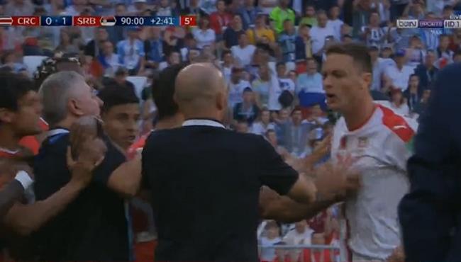 خناقة بين ماتيتش ومدرب كوستاريكا فى كأس العالم