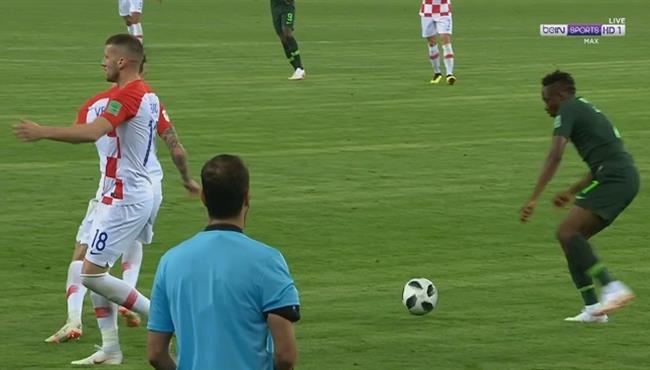 لقطة طريفة فى مباراة نيجيريا وكرواتيا