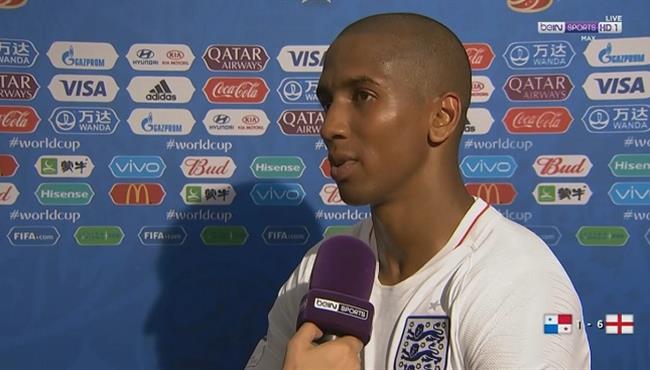 اشلى يونج يمدح جهاد جريشة بعد مباراة انجلترا وبنما