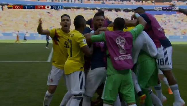 هدف كولومبيا الخادع فى مرمى اليابان بتعليق حفيظ دراجى