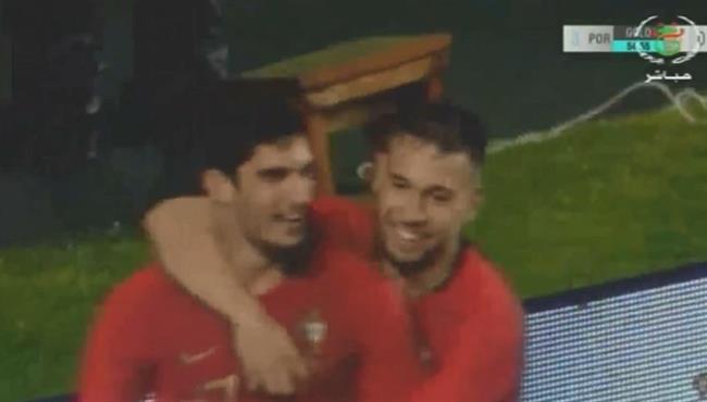 هدف البرتغال الثالث فى مرمى الجزائر