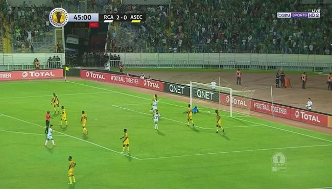 هدف الرجاء البيضاوي الثالث في مرمي أسيك ميموزا