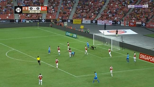 هدف اتليتكو مدريد الاول في مرمي ارسنال كاس الابطال الدولية