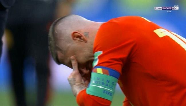 بكاء راموس ولاعبو اسبانيا بعد الخساره من روسيا