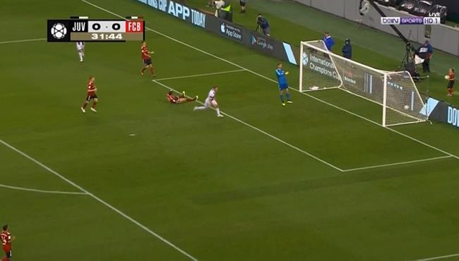 هدف يوفنتوس الاول في مرمي بايرن ميونخ