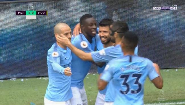 هدف اجويرو الثانى في مرمي هدرسيفلد بالدوري الانجليزي