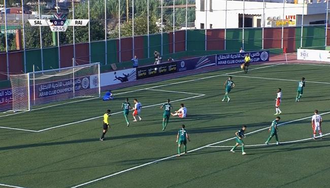 لاعب السلام زغرتا يهدر ركلة جزاء امام الرجاء البطولة العربية