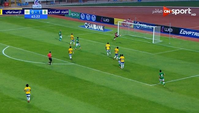 عصام الحضرى يحرم رزاق سيسيه من تسجيل هدف رائع فى مرمى الاسماعيلى