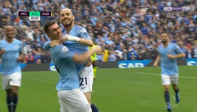 هدف دافيد سيلفا الرائع فى مرمى هدرسفيلد بالدورى الانجليزى