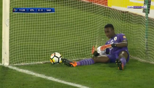 هدف كوميدى فى مباراة السد واستقلال طهران وتعليق عصام الشوالى