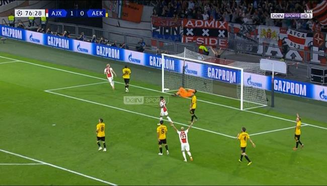 هدف اياكس الثاني في مرمي أيك أثينا
