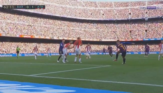 العارضة تحرم كوتينيو من تسجيل هدف رائع امام اتلتيك بلباو