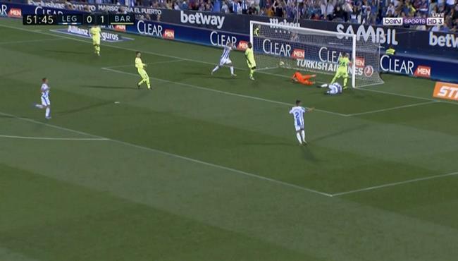 هدفين في دقيقتين لـ ليجانيس في مرمي برشلونه