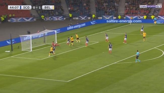 القائم يحرم هازارد من تسجيل هدف في مرمي اسكتلندا