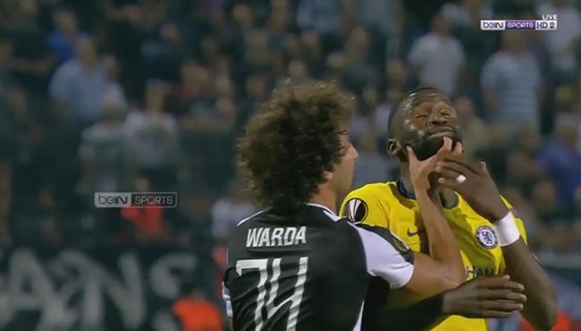 خناقة عمرو وردة وروديجر فى مباراة تشيلسى وباوك سالونيكا