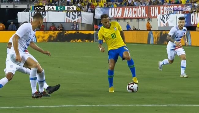 مهارة نيمار الرائعه فى مباراة البرازيل وامريكا