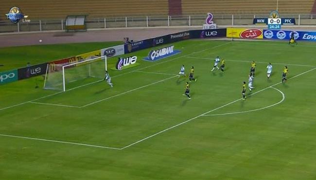 العارضة ترد هدف اول لـ بيراميدز امام المقاولون العرب