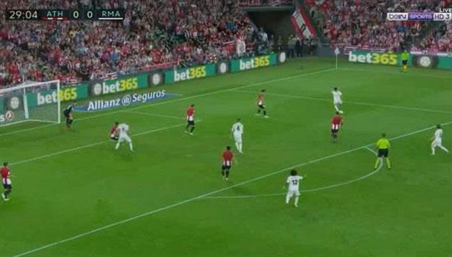 حارس اتلتيك بلباو يحرم اسينسيو من تسجيل هدف رائع