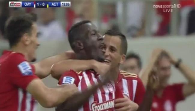 هدف خرافى فى مباراة أوليمبياكوس وأستيراس بالدورى اليونانى