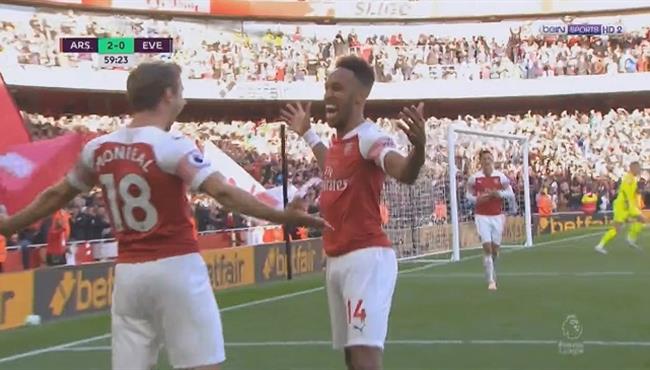 هدف جماعي رائع لـ ارسنال في مرمي ايفرتون تعليق حفيظ دراجي