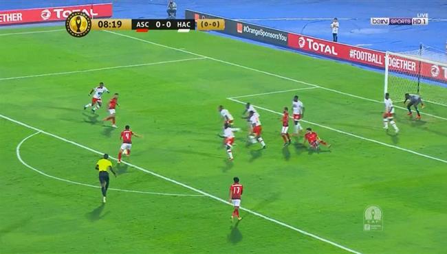 هجوم كاسح من الاهلي واستبسال دفاعي من حوريا في اشرس دقيقة في المباراة