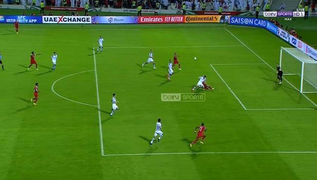 هل حرم الحكم عمان من ركلة جزاء امام أوزبكستان