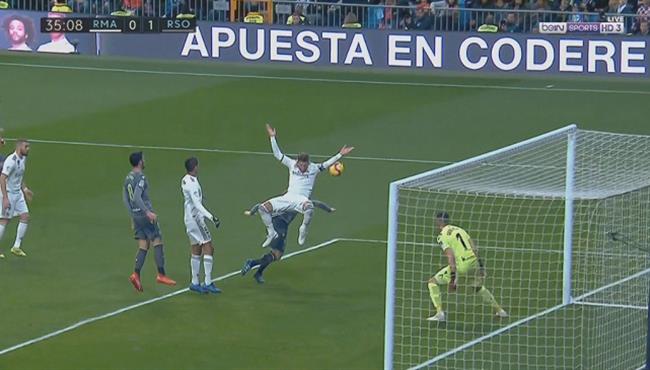 هل حرم الحكم ريال مدريد من ركلة جزاء امام ريال سوسيداد