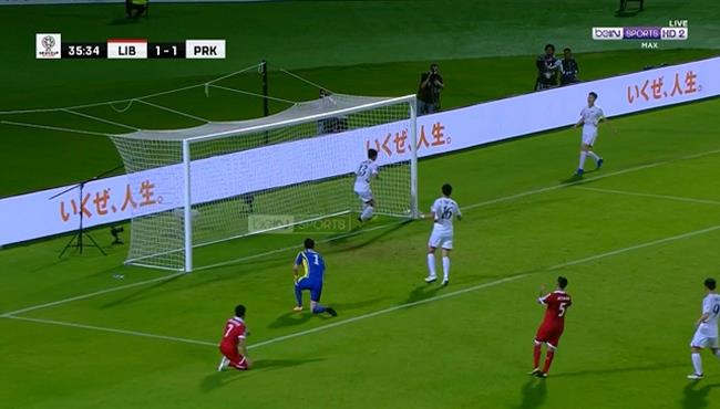 لاعب لبنان يهدر فرصة هدف مؤكد امام مرمي كوريا الشمالية