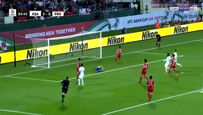 فهد المولد يهدر فرصة هدف مؤكد امام كوريا الشمالية