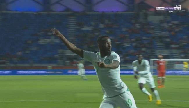 هدف السعودية الاول الرائع فى مرمي لبنان فهد المولد