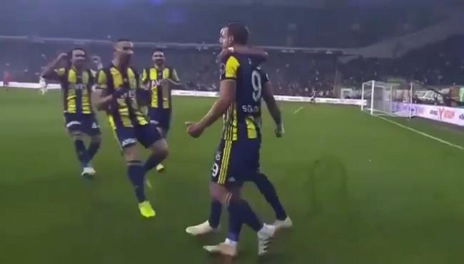 هدف سولدادو العالمي في مباراة فناربخشه وبورصا سبور بالدوري التركي