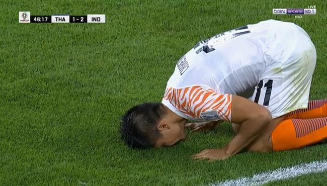 هدف الهند الثاني الرائع في مرمي تايلاند بكأس اسيا