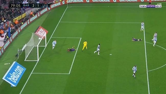 مشادة بين سواريز وحارس ليجانيس في الدوري الاسباني