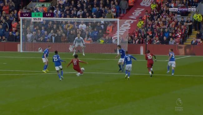 بعد تبادل رائع بالكرة مع محمد صلاح ماني يهدر هدف محقق امام ليستر سيتي