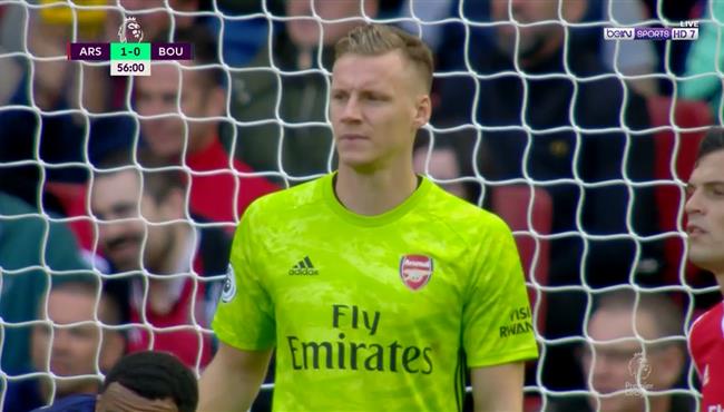 تصدي لينو الرائع في مباراة ارسنال وبورنموث