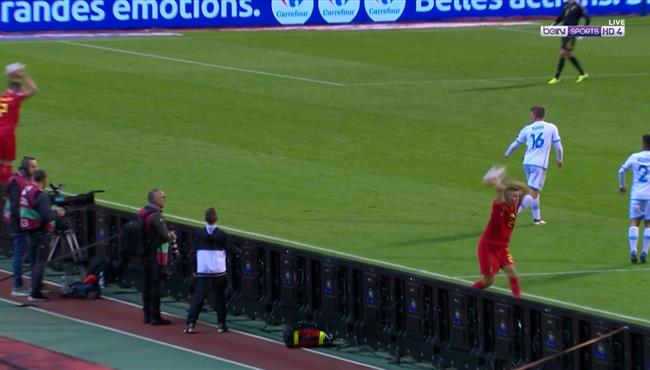 لقطة كوميدية من لاعبي بلجيكا امام سان مارينو بتصفيات امم اوروبا