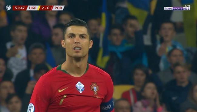 تصدي حارس اوكرانيا لتسديدة رونالدو الصاروخية