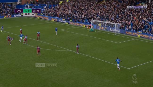 هدف سيجوردسون المذهل في مرمي وست هام بالدوري الانجليزي