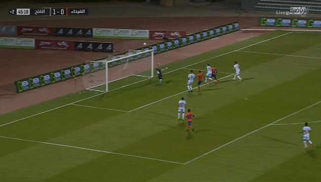 تصدي رائع من حارس مرمي الفتح امام الفيحاء في الدوري السعودي