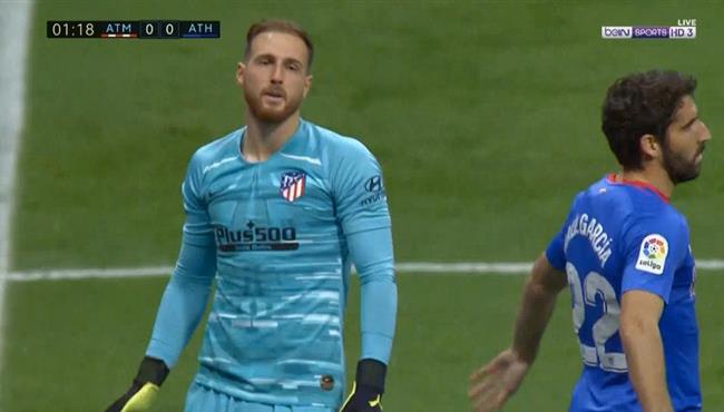 تصدي رائع من اوبلاك في مباراة اتلتيكو مدريد واتلتيك بلباو