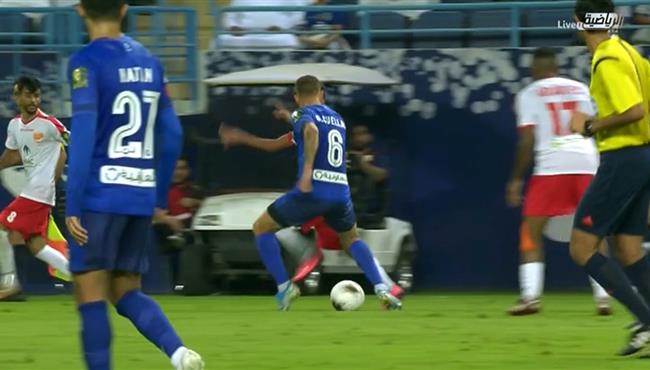 مهارة مذهله من لاعب عرعر امام لاعب الهلال بكاس خادم الحرمين