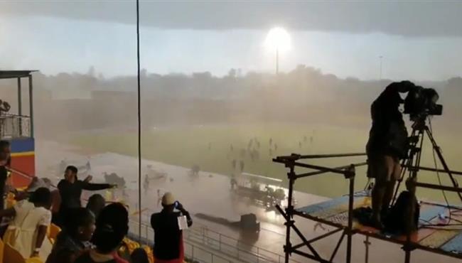 عاصفة رعدية تتسبب في ايقاف مباراة السنغال واي سواتيني بتصفيات امم افريقيا