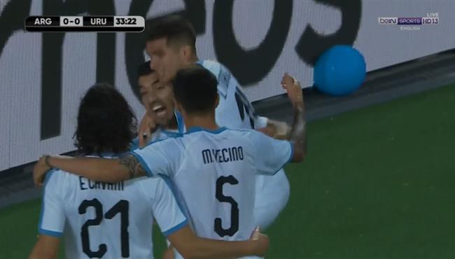 هدف اوروجواي الاول في مرمي الارجنتين ورد فعل ميسي