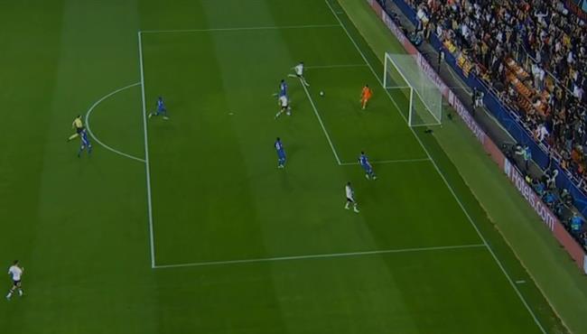 بطريقة غريبة ماكسي جوميز يهدر فرصه لا تضيع لـ فالنسيا امام تشيلسي