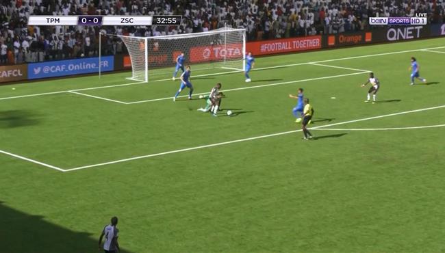 محمد عواد ينقذ مرماه من هدف محقق لمازيمبي امام الزمالك في دوري ابطال افريقيا