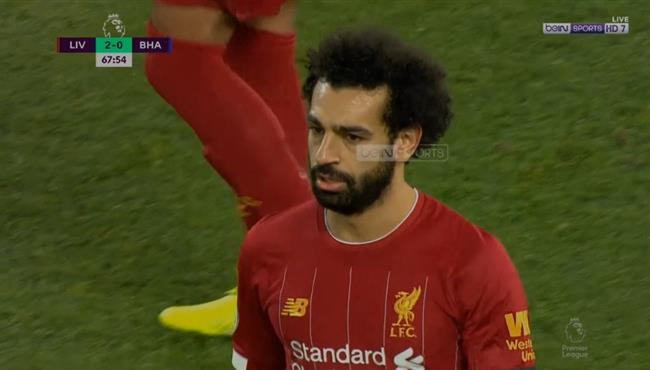 لحظة تبديل محمد صلاح في مباراة ليفربول وبرايتون ورد فعله