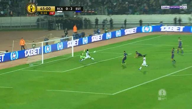 معز بن شريفيه ينقذ مرماه من هدف بعد خطأ من مدافع الترجي